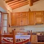 Podere Viepri - In Esclusiva Nei Colli Senesi Con Vasca Idromassaggio