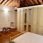Podere Viepri - In Esclusiva Nei Colli Senesi Con Vasca Idromassaggio * セッレ・ディ・ラポラーノ
