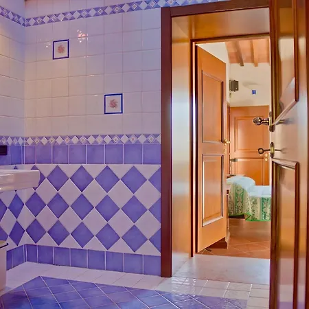 Villa Podere Viepri - In Esclusiva Nei Colli Senesi Con Vasca Idromassaggio *