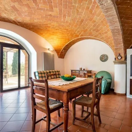 Podere Viepri - In Esclusiva Nei Colli Senesi Con Vasca Idromassaggio